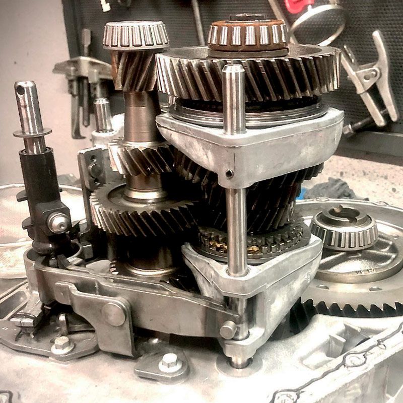 Cambio manual de Renault Máster en Taller Llanos